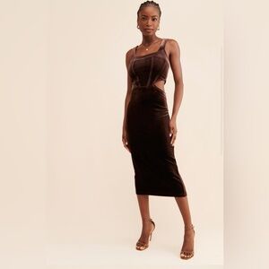 NIA Brown Velvet Bodycon Dress